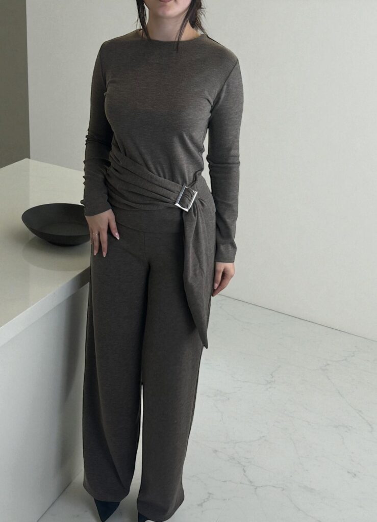 Set elegant me detaje rripi anesor